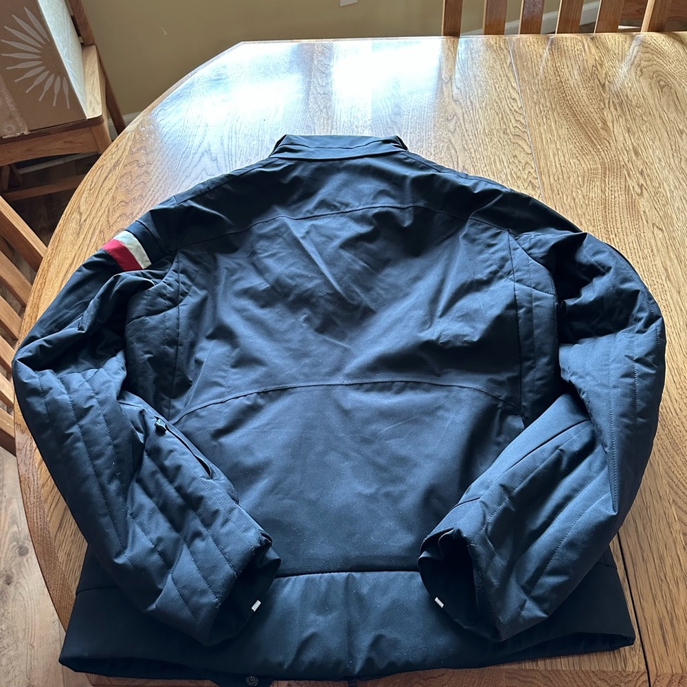 New Moncler Classic Leisure and Ski Jacket open to negotiating. Size Medium.